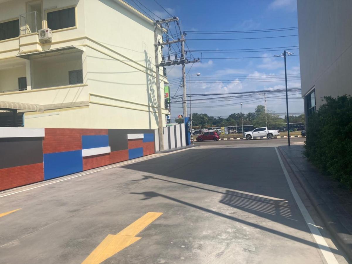 วัน บัดเจท เชียงราย สนามบิน One Budget Hotel Chiangrai Airport Zewnętrze zdjęcie
